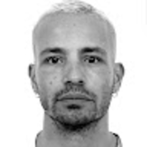 Meet your Posher, Manolis - Picture 1 of 1